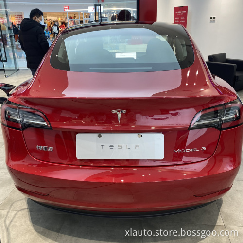 Nuovo veicolo elettrico puro 675 km Tesla Modello Y Modello 3 Auto elettrica